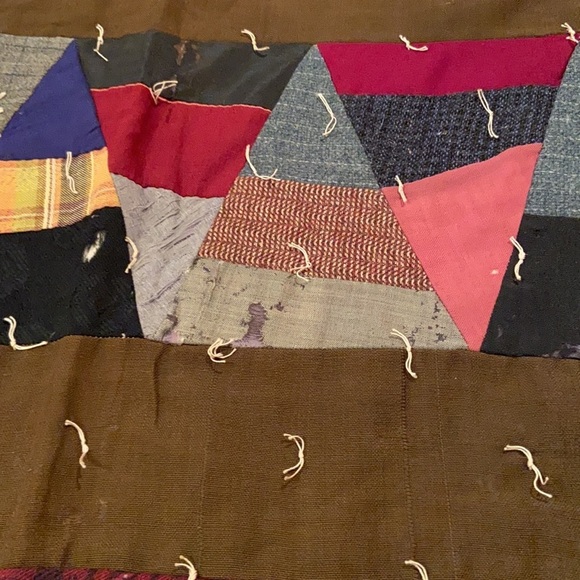 OLD VINTAGE Quilt Pieced Tied Beautiful 90 x 52" - Picture 6 of 15